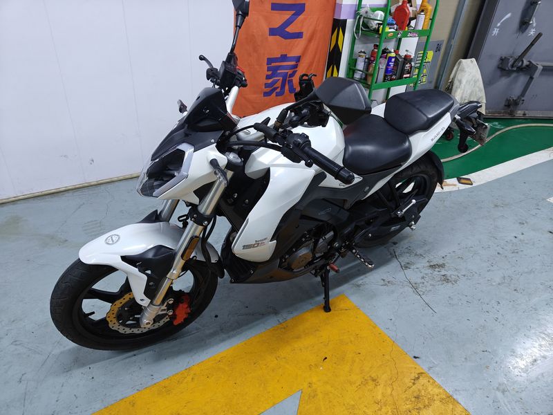 二手贝纳利小迅龙 BN150S