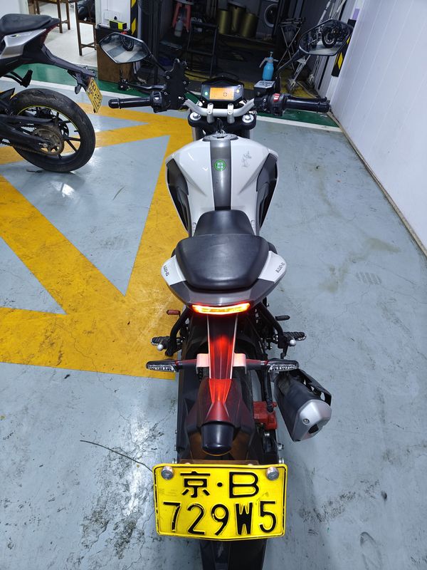 二手贝纳利小迅龙 BN150S