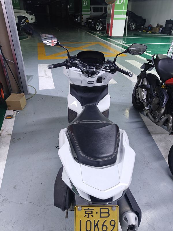 二手五羊本田PCX