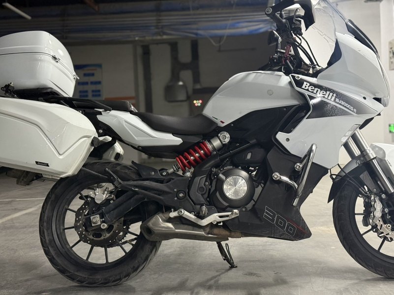 二手贝纳利302 Touring