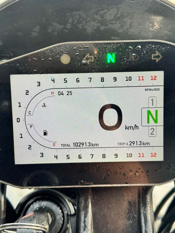 二手贝纳利幼狮 Leoncino 800