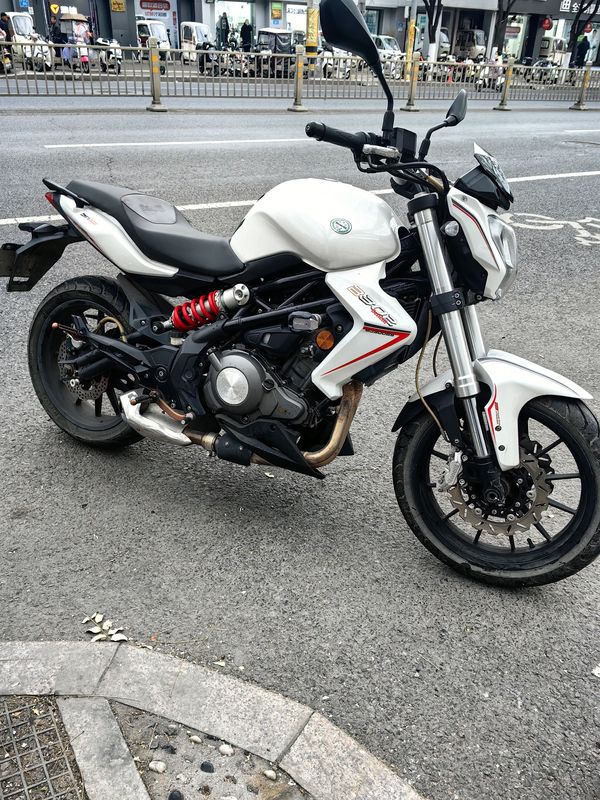 二手贝纳利BN251