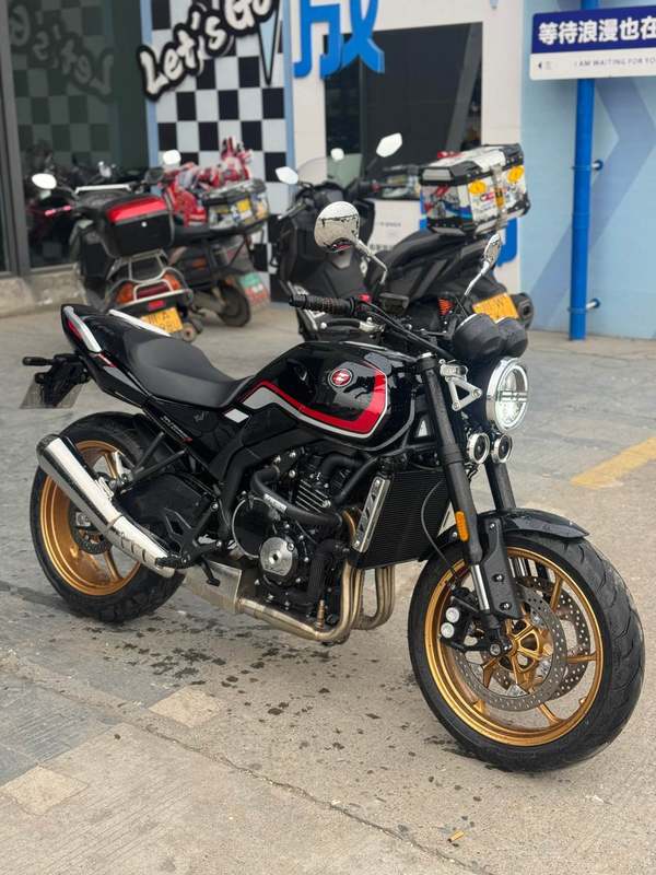 二手张雪机车500F