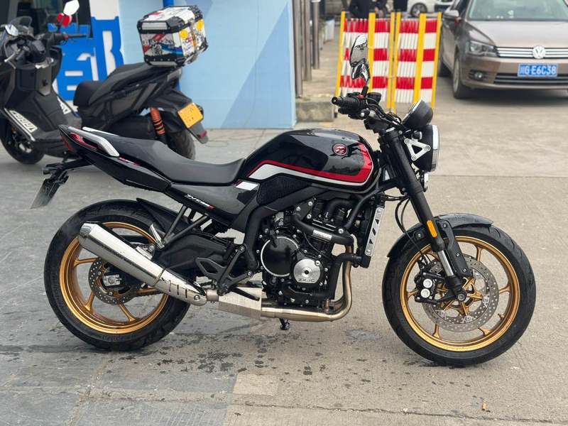 二手张雪机车500F