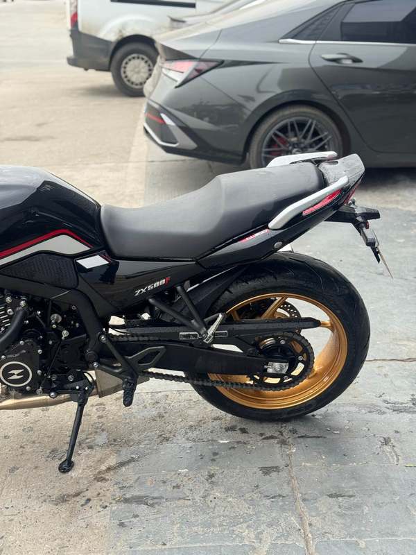 二手张雪机车500F