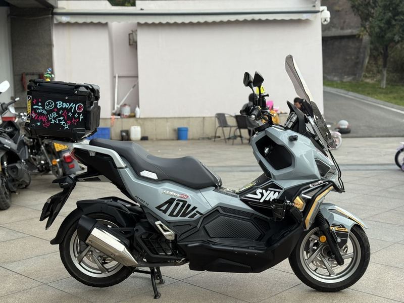 二手三阳哈士奇 Husky ADV150