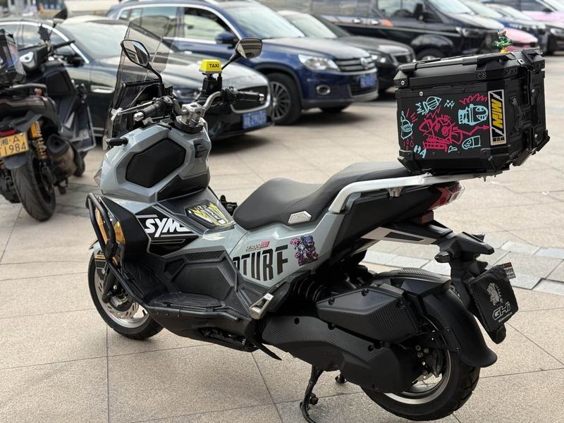 二手三阳哈士奇 Husky ADV150