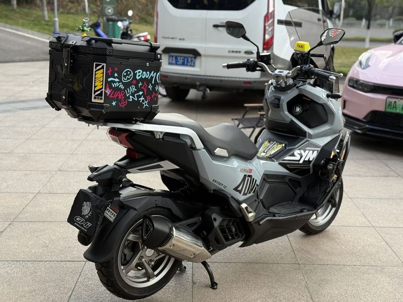 二手三阳哈士奇 Husky ADV150
