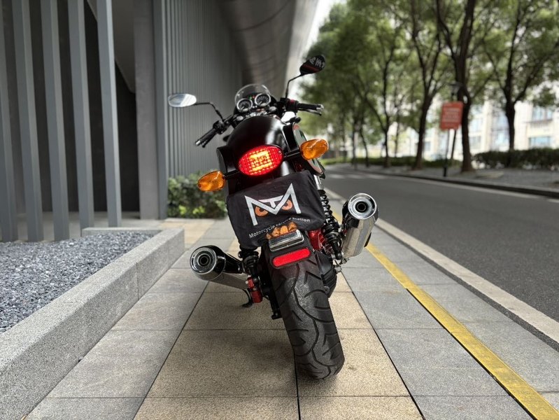 二手摩托古兹V7 II RACER