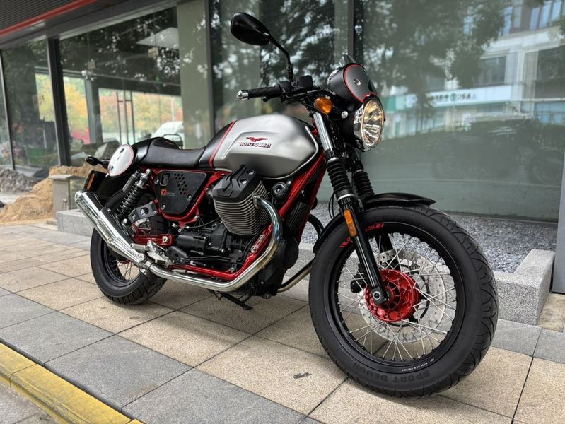 二手摩托古兹V7 II RACER