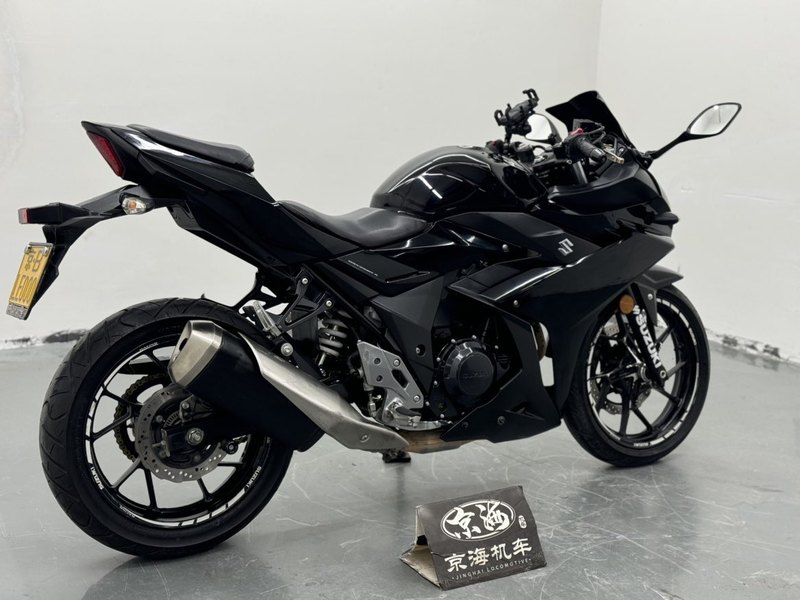 二手豪爵铃木GSX250R