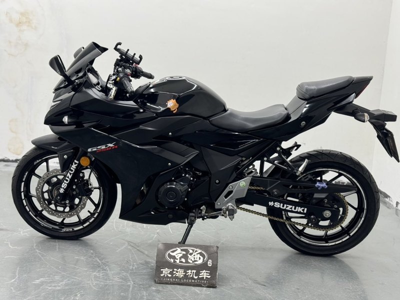 二手豪爵铃木GSX250R