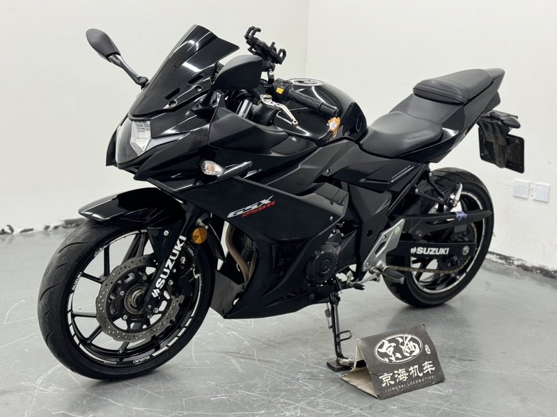 二手豪爵铃木GSX250R