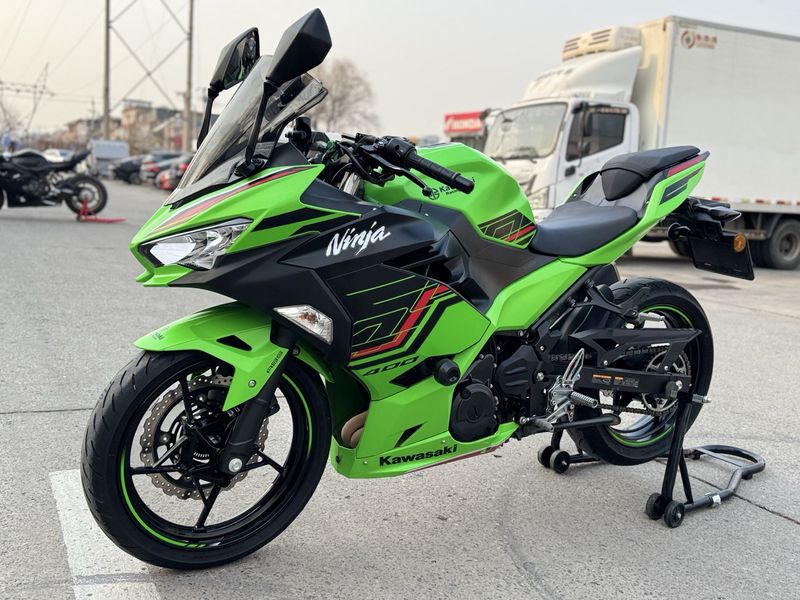 二手川崎Ninja 400