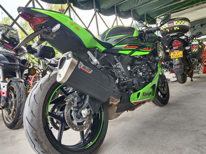 二手川崎Ninja ZX-6R 