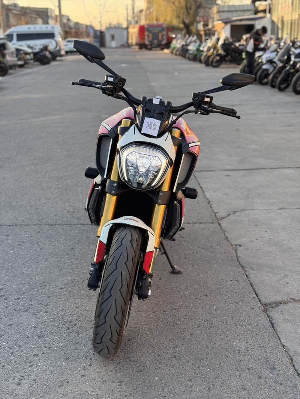 二手杜卡迪Diavel 