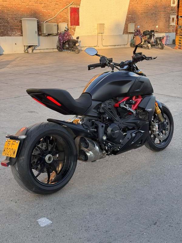二手杜卡迪Diavel 