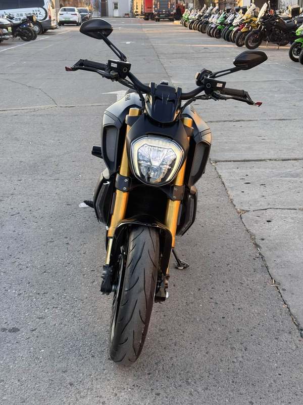 二手杜卡迪Diavel 