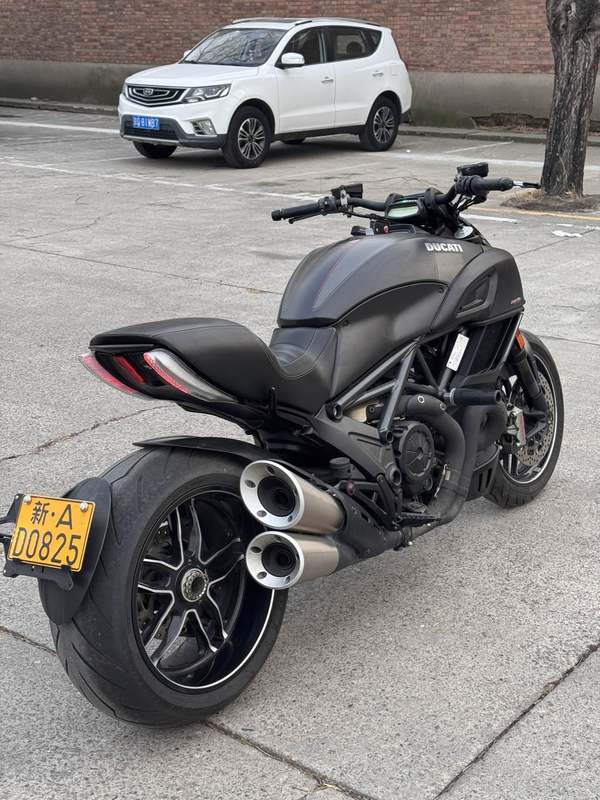 二手杜卡迪Diavel 