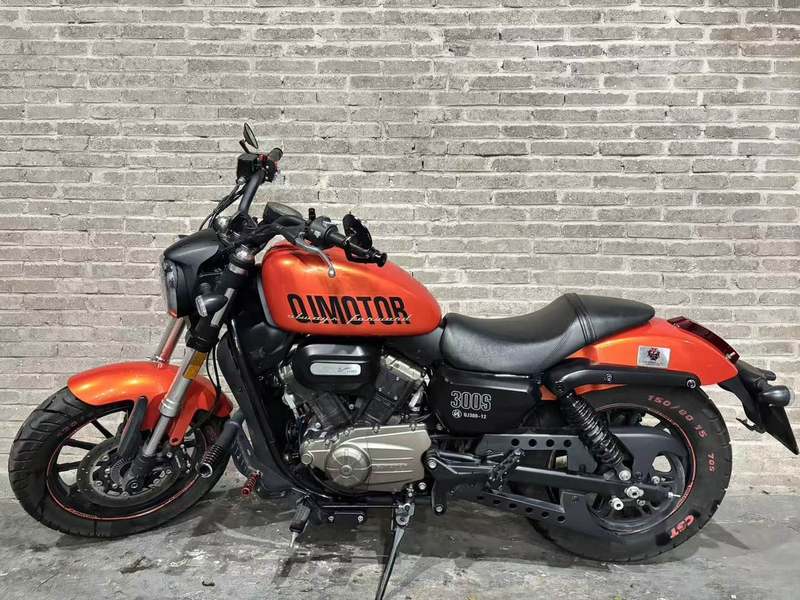 二手QJMOTOR闪300