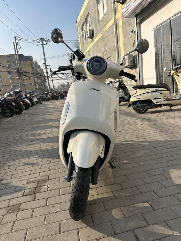 二手新大洲本田NS125LA