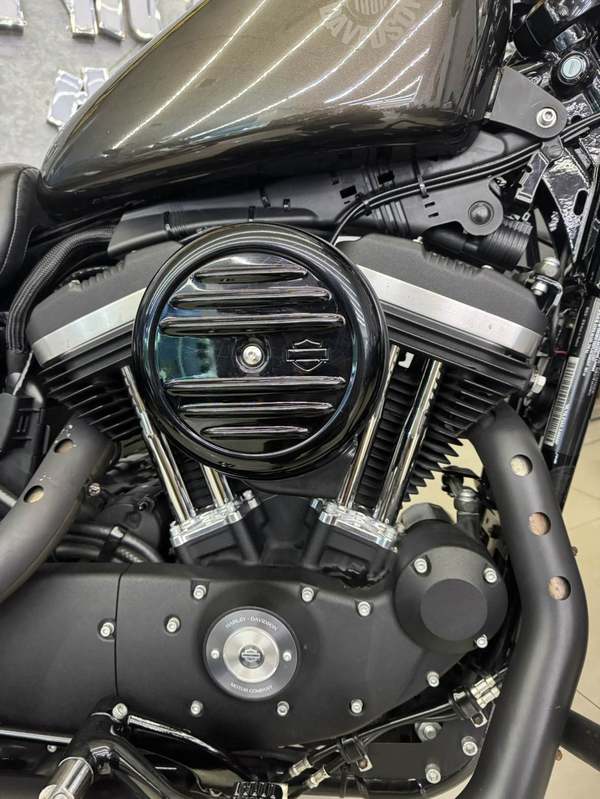 二手哈雷戴维森Iron883 硬汉