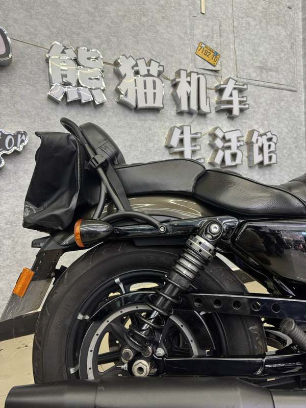 二手哈雷戴维森Iron883 硬汉