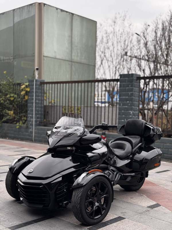 二手庞巴迪Spyder F3 