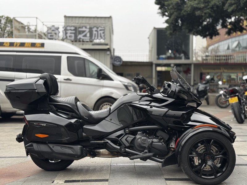 二手庞巴迪Spyder F3 