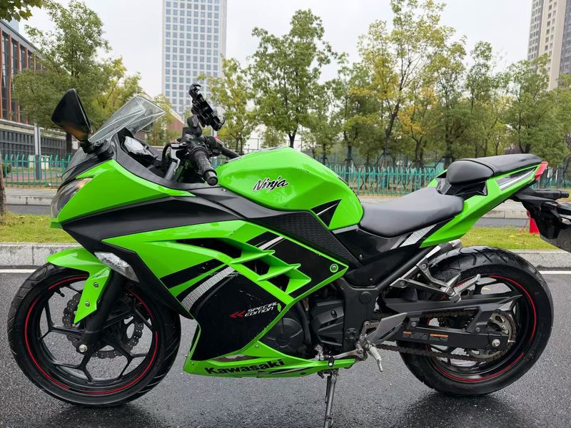 二手川崎Ninja 250