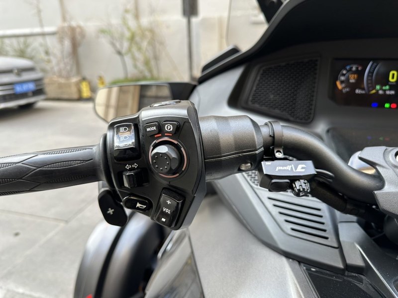 二手庞巴迪Spyder F3 