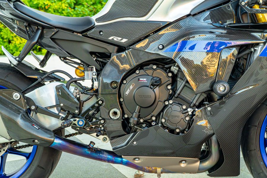 二手雅马哈YZF-R1