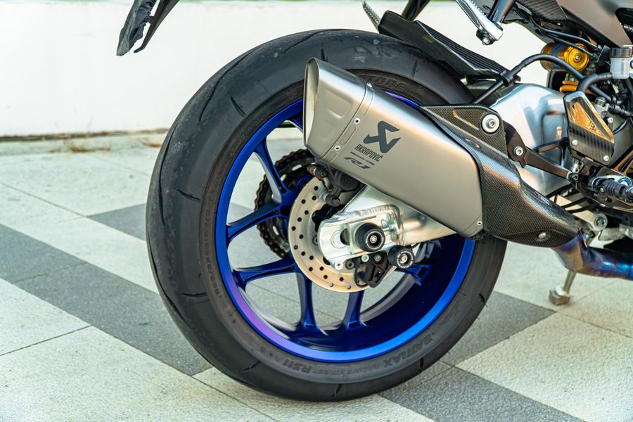 二手雅马哈YZF-R1