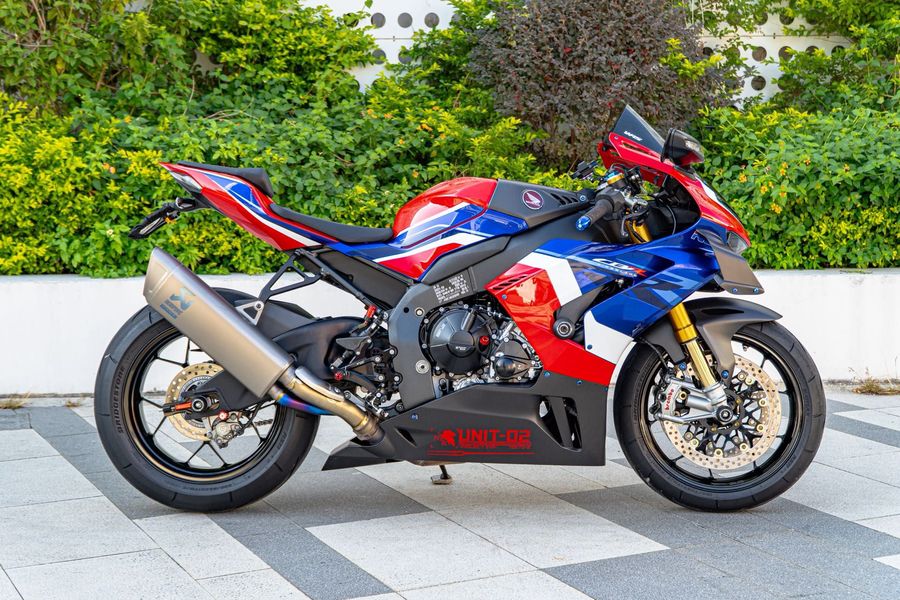 二手本田CBR 1000 RR-R