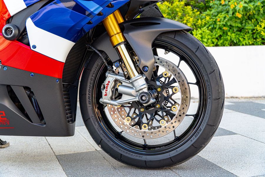 二手本田CBR 1000 RR-R