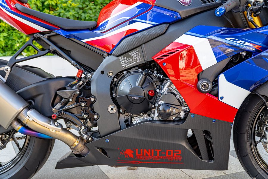 二手本田CBR 1000 RR-R