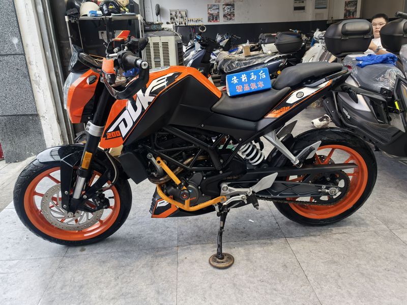 二手KTMR2R200 Duke