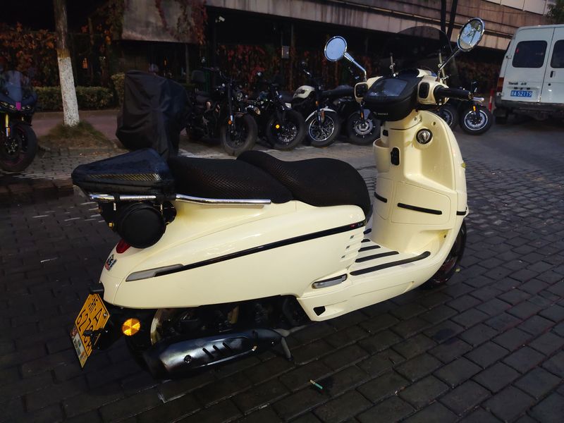 二手天鹰TA 她他