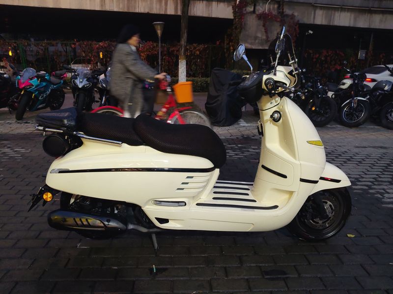 二手天鹰TA 她他