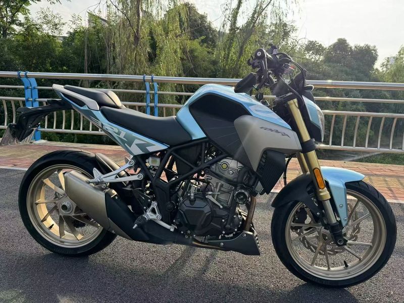 二手凯越Cobra 321R