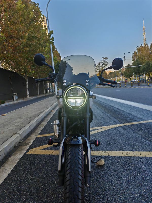 二手五羊本田鸷道 CB190SS