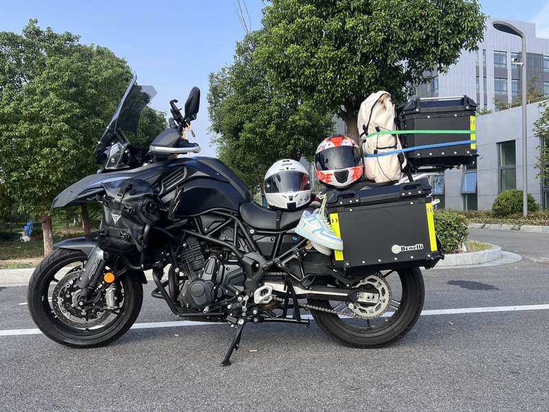 二手贝纳利TRK702