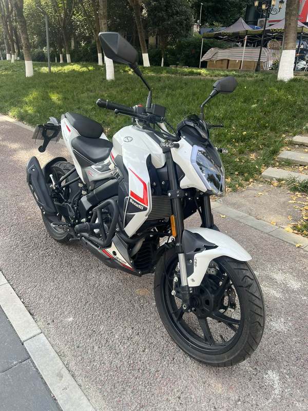 二手贝纳利小迅龙 BN150S