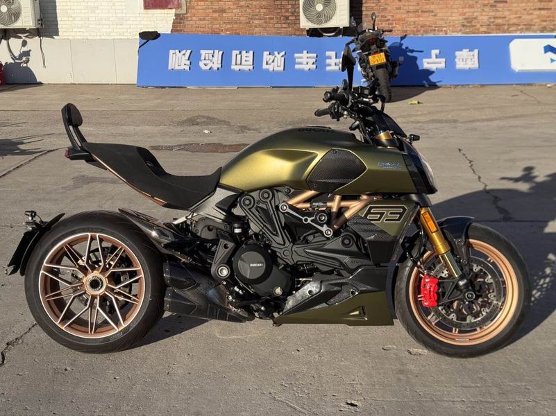 二手杜卡迪Diavel 