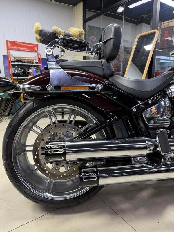 二手哈雷戴维森突破者 Breakout