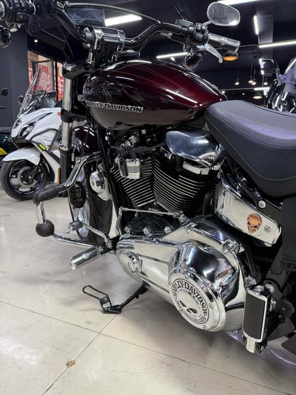 二手哈雷戴维森突破者 Breakout