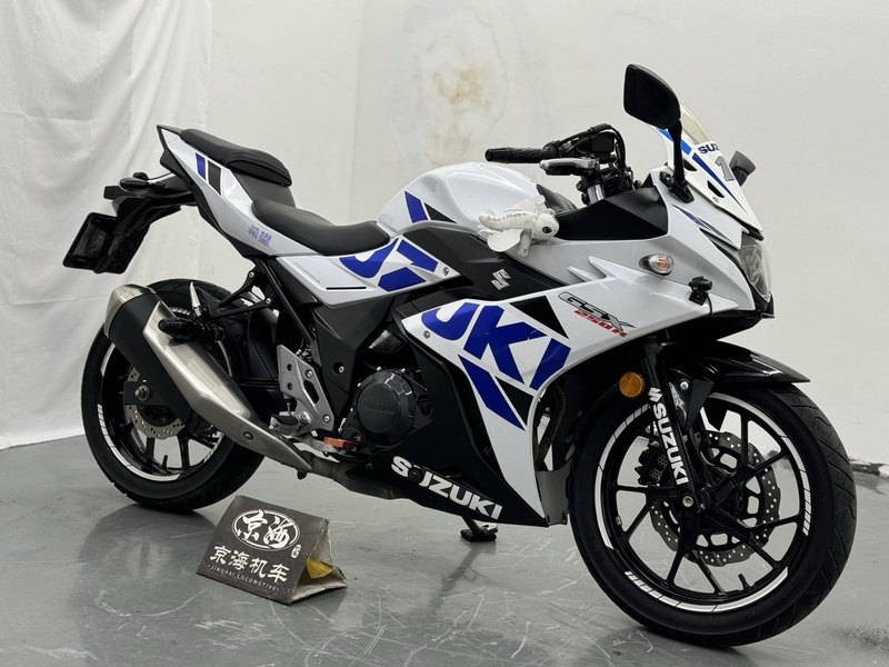 二手豪爵铃木GSX250R