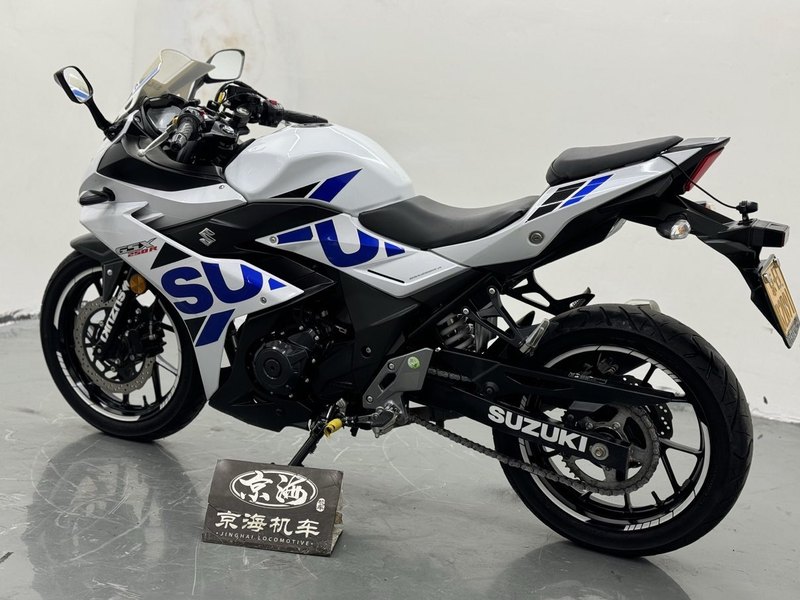 二手豪爵铃木GSX250R