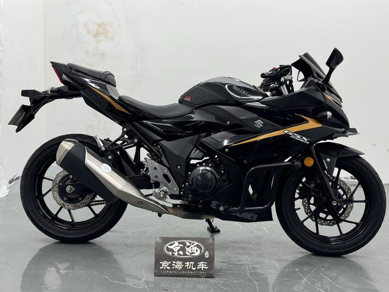 二手豪爵铃木GSX250R