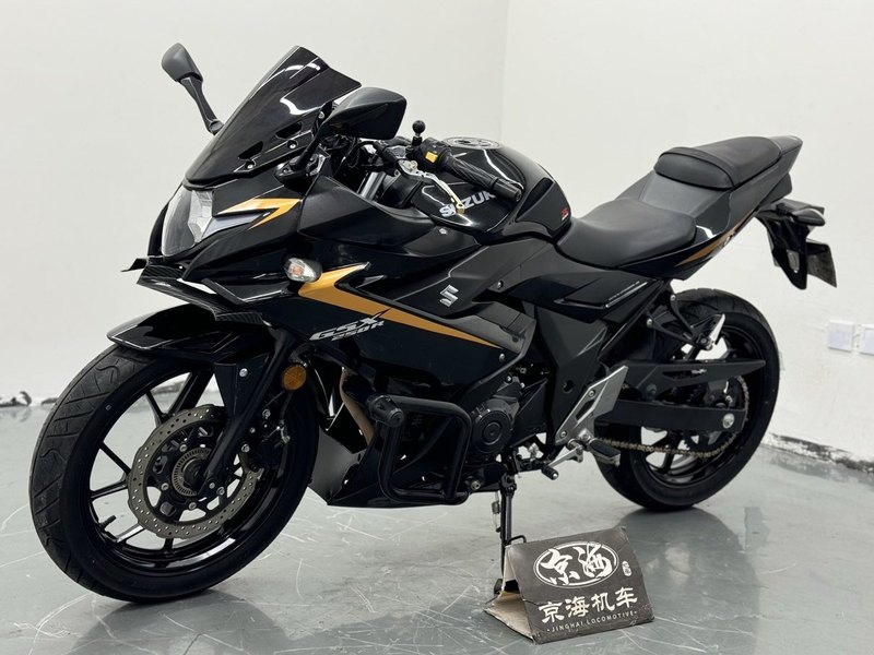 二手豪爵铃木GSX250R